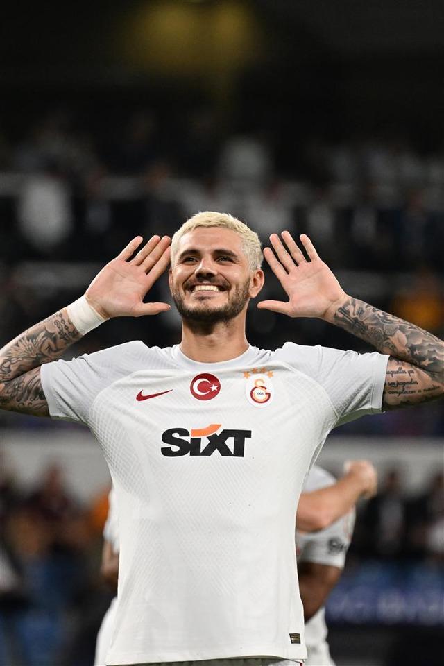 AA-20230923-32225932-32225927-RAMS_BASAKSEHIR_GALATASARAY (Large)